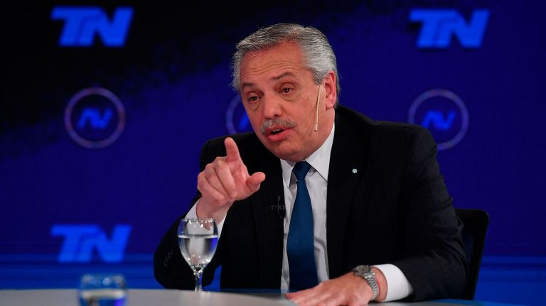 ALBERTO FERNÁNDEZ: “ES TIEMPO DE QUE EL BARULLO DE LA POLÍTICA SE CALLE UN POCO”