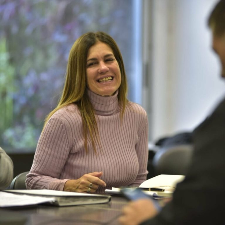 FLORENCIA RETAMOSO LANZÓ CANDIDATURA: PIDIÓ TERMINAR CON LA CORRUPCIÓN K Y SUS OPERADORES MEDIÁTICOS