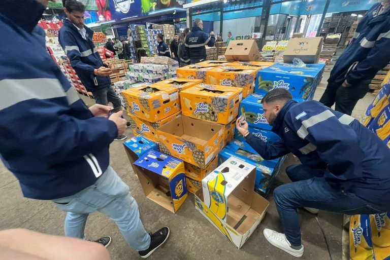 PRECIO DE LOS ALIMENTOS: LA ADUANA REALIZÓ UN OPERATIVO EN EL MERCADO CENTRAL      