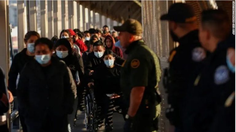 ¿QUÉ ES TÍTULO 42 Y CÓMO FUNCIONA ESTA POLÍTICA FRONTERIZA DE EE.UU. QUE LLEGA A SU FIN EL 11 DE MAYO?