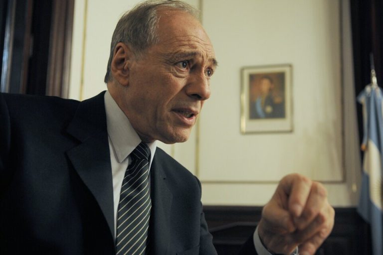 RAÚL ZAFFARONI DESTROZÓ LA REFORMA CONSTITUCIONAL DE JUJUY Y APUNTÓ A GERARDO MORALES