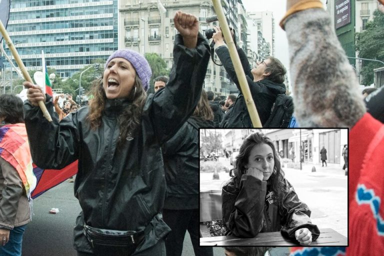 ROSALÍA Y LA TIERRA