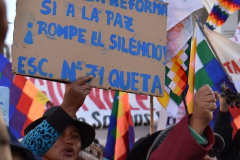 EL TERCER MALÓN DE LA PAZ LLEGA A PLAZA DE MAYO
