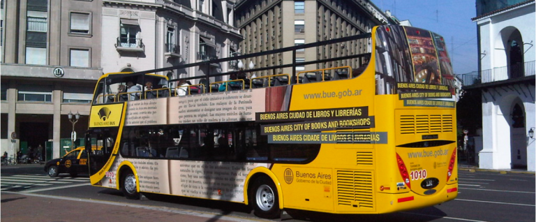 ¿QUÉ HACEMOS CON LOS TURISTAS?