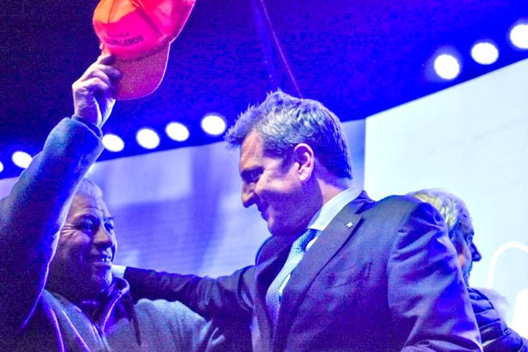 MASSA RECIBIÓ EL APOYO DE LA CGT EN UN MULTITUDINARIO ACTO Y PROYECTÓ SER “EL PRESIDENTE DEL TRABAJO Y LOS TRABAJADORES”