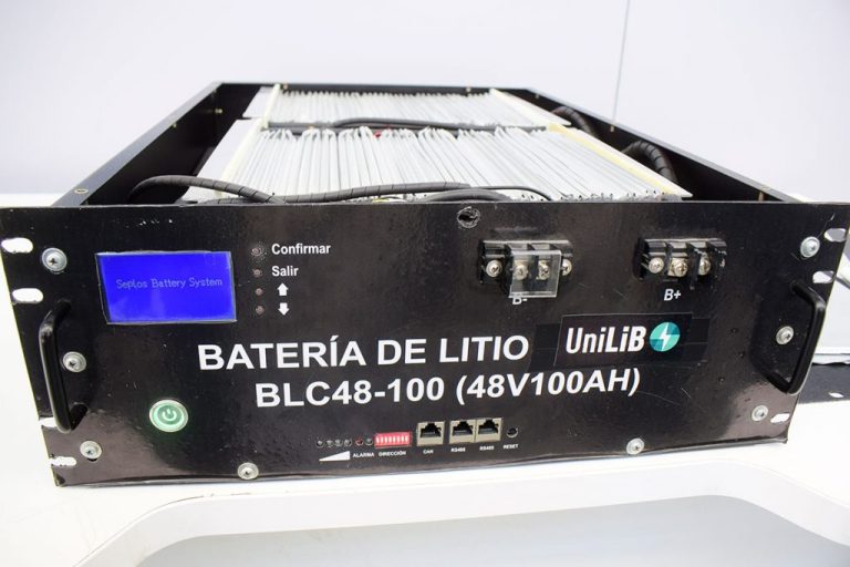 UN VIAJE AL INTERIOR DE LA PRIMERA FÁBRICA DE BATERÍAS DE LITIO DEL PAÍS