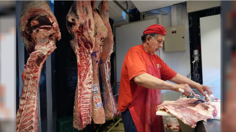 EXPERTOS DE LA INDUSTRIA ADELANTARON QUE EL CONSUMO INTERNO DE CARNE “VA A BAJAR BASTANTE” EN EL 2024