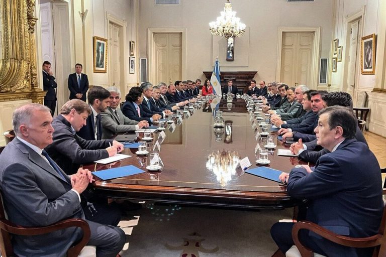 MILEI ABRIÓ OTRO FRENTE DE CONFLICTO CON LOS GOBERNADORES ￼