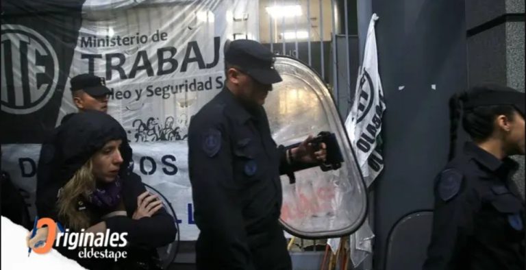 OPERATIVOS POLICIALES EN LOS ESPACIOS LABORALES: EL PASADO PRESENTE