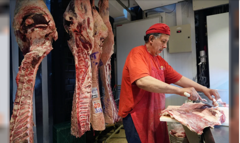 EL CONSUMO DE CARNE VACUNA CONTINÚA EN EL NIVEL MÁS BAJO DE LAS ÚLTIMAS TRES DÉCADAS