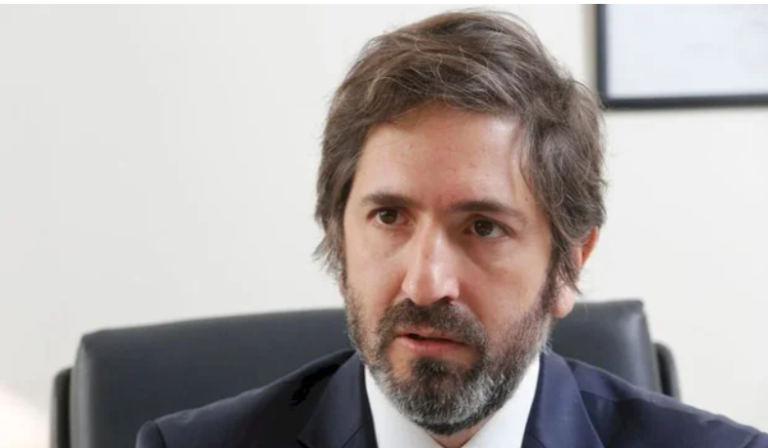 CASO LOAN: CASANELLO SE DECLARÓ INCOMPETENTE PARA INVESTIGAR LA DENUNCIA CONTRA VALDÉS