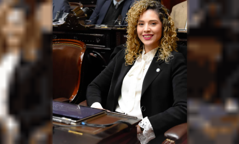 ARRIETA ASEGURA QUE TEME POR SU VIDA PERO NO RENUNCIARÁ A LA BANCA SI MAÑANA LA EXPULSAN DEL BLOQUE DE LA LIBERTAD AVANZA