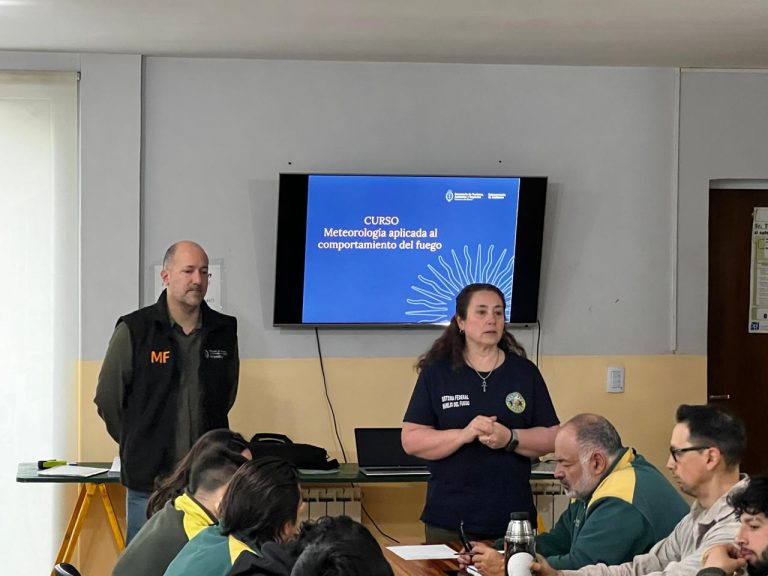 AMBIENTE NACIÓN CONTINÚA CON ACCIONES DE CAPACITACIÓN PARA LA PREVENCIÓN DE INCENDIOS FORESTALES  