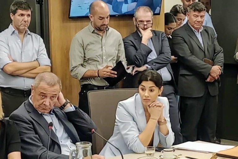 PAGANO ORGANIZA UN HOMENAJE A VÍCTIMAS DE ASTIZ, A QUIEN DIPUTADOS DE SU BLOQUE VISITARON EN LA CÁRCEL