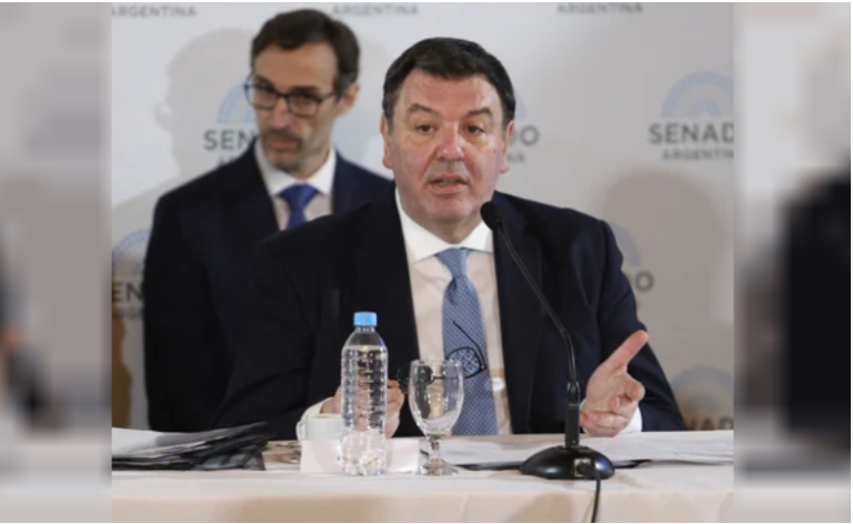 PLIEGO DE LIJO: LLA CREE QUE TIENE LOS VOTOS, PERO NO SABE CUÁNDO LO TRATARÁ