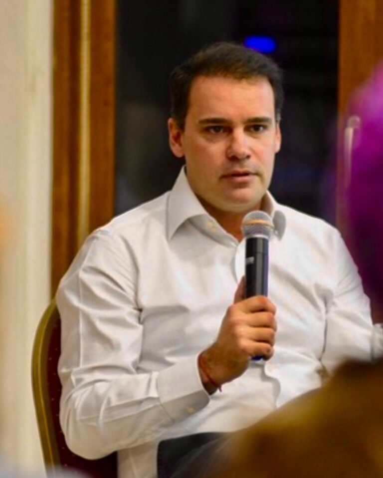 GUSTAVO VENTURA: “TIERRA DEL FUEGO TIENE CONDICIONES PARA INSERTARSE EN ESTE NUEVO ORDEN GLOBAL”