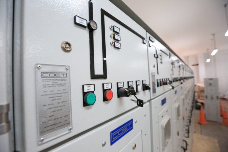 MODERNIZACIÓN DEL F.C. MITRE: TRES CONSORCIOS COMPITEN POR LA RENOVACIÓN DE LA SUBESTACIÓN MARTÍNEZ