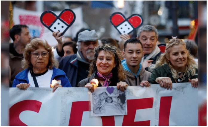 Protesta ley emergencia