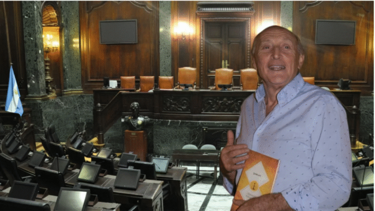 EN MEDIO DEL ESCÁNDALO DE LOS AUDIOS, UNA LEGISLADORA DE BULLRICH PROPUSO HOMENAJEAR A EDUARDO KOVALIVKER