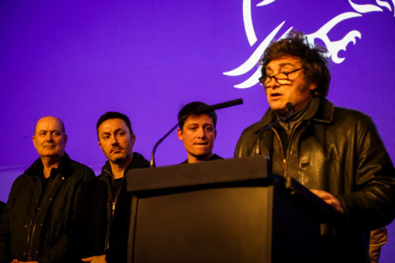 AUNQUE EN EL GOBIERNO LO NIEGAN, LOS ALIADOS EXIGEN CAMBIOS EN EL GABINETE Y QUIEREN UN MINISTERIO CLAVE