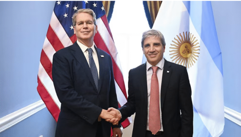 LUIS CAPUTO PODRÍA QUEDARSE EN ESTADOS UNIDOS AL MENOS HASTA LA REUNIÓN ENTRE JAVIER MILEI Y DONALD TRUMP