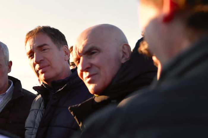 LA LIBERTAD AVANZA CONSIGUIÓ ESCONDER A ESPERT DE LOS AFICHES