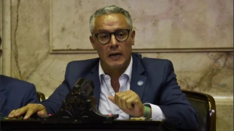 PROVINCIAS UNIDAS NO AYUDARÁ CON EL QUÓRUM Y PLANTEA UN APOYO CRÍTICO AL PROYECTO DE REFORMA LABORAL