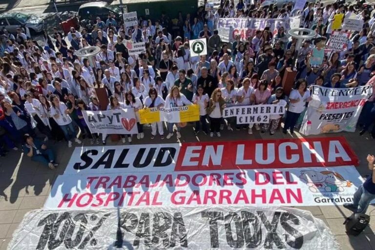 HOSPITAL GARRAHAN: DENUNCIAN QUE EL GOBIERNO DIO DE BAJA 70 CONTRATOS DE PERSONAL DE GUARDIA MÉDICA