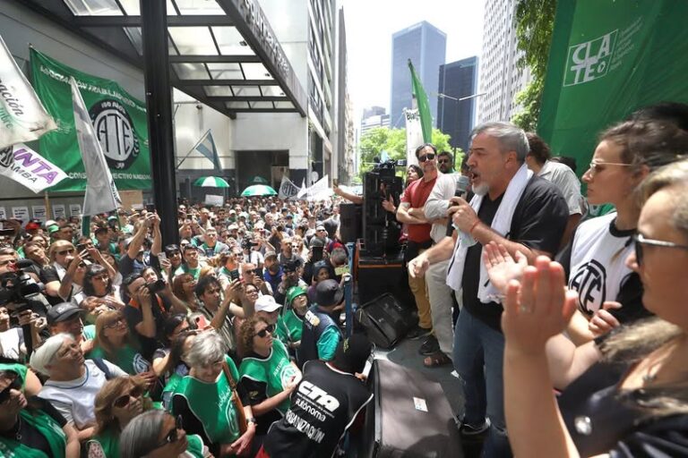 ATE DECLARÓ ESTADO DE ALERTA Y HOY SE MOVILIZA A TRABAJO PARA RECHAZAR EL INTENTO DE 1.600 DESPIDOS