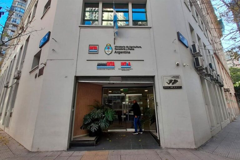 Desde Catamarca, los 21 directores regionales del INTA advierten sobre el riesgo de parálisis del organismo