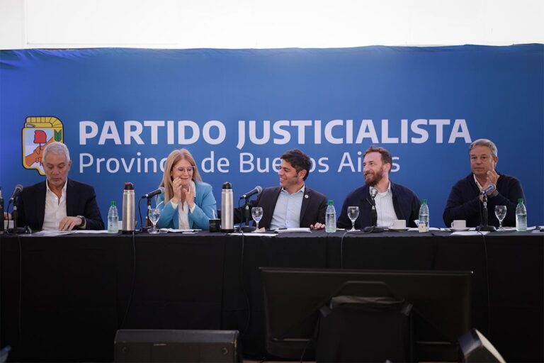 KICILLOF ASUMIÓ EN EL PJ BONAERENSE Y SE LANZA UNA CAMPAÑA DE AFILIACIONES: «VAMOS A TERMINAR CON ESTE MODELO DE DESTRUCCIÓN»