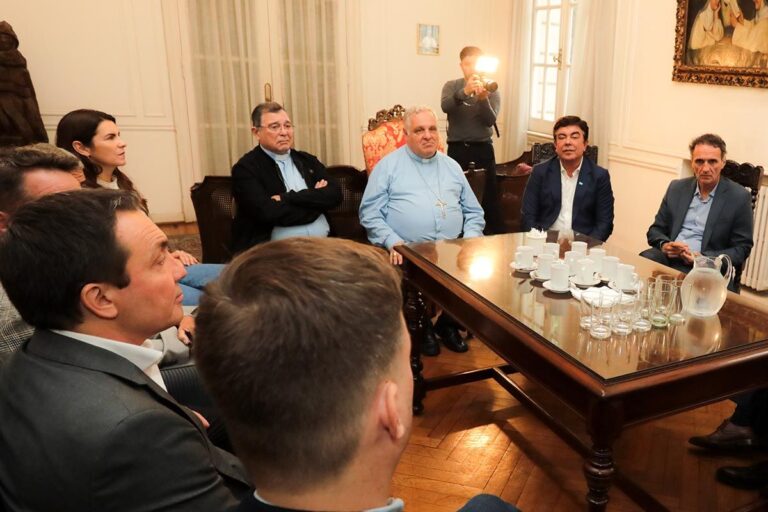 INTENDENTES Y FUNCIONARIOS BONAERENSES LE PROPUSIERON AL EPISCOPADO ARMAR UNA MESA DE DIÁLOGO