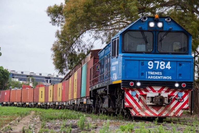 LOS FERROCARRILES Y LOS RIELES DEL FUTURO